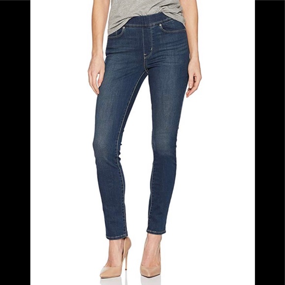 Levi’s Pull On Skinny Jeans - Picture 1 of 8